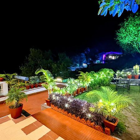 Eminence - Palm Residency Hotel Monte Abu Exterior foto