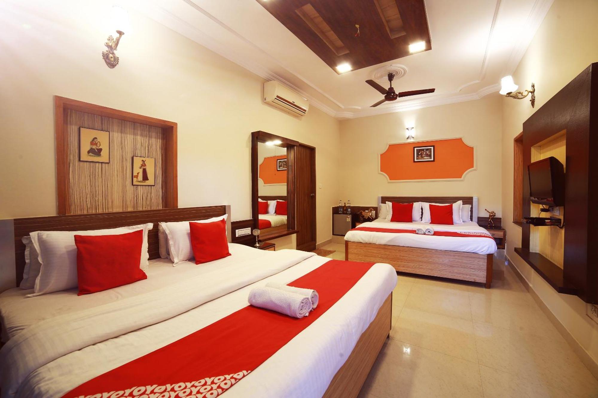 Eminence - Palm Residency Hotel Monte Abu Exterior foto