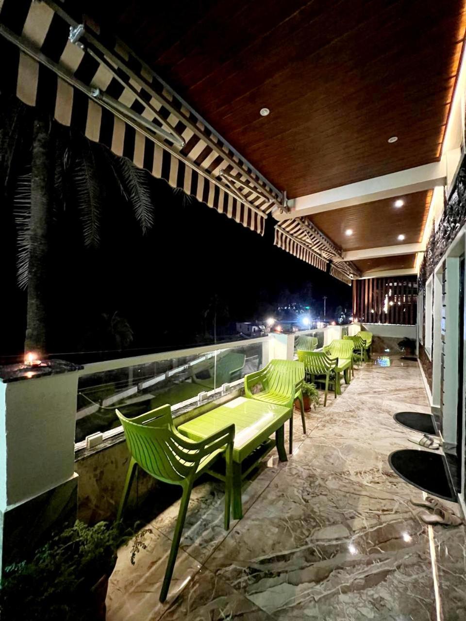 Eminence - Palm Residency Hotel Monte Abu Exterior foto