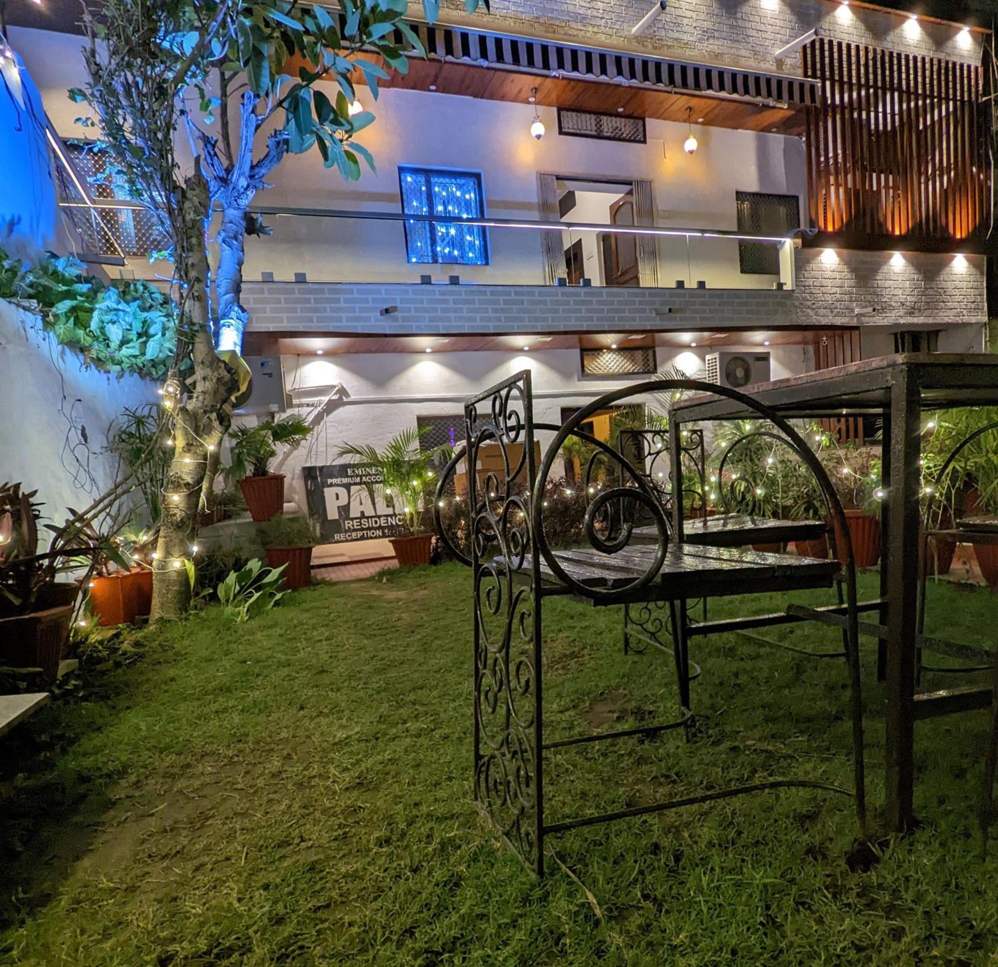 Eminence - Palm Residency Hotel Monte Abu Exterior foto